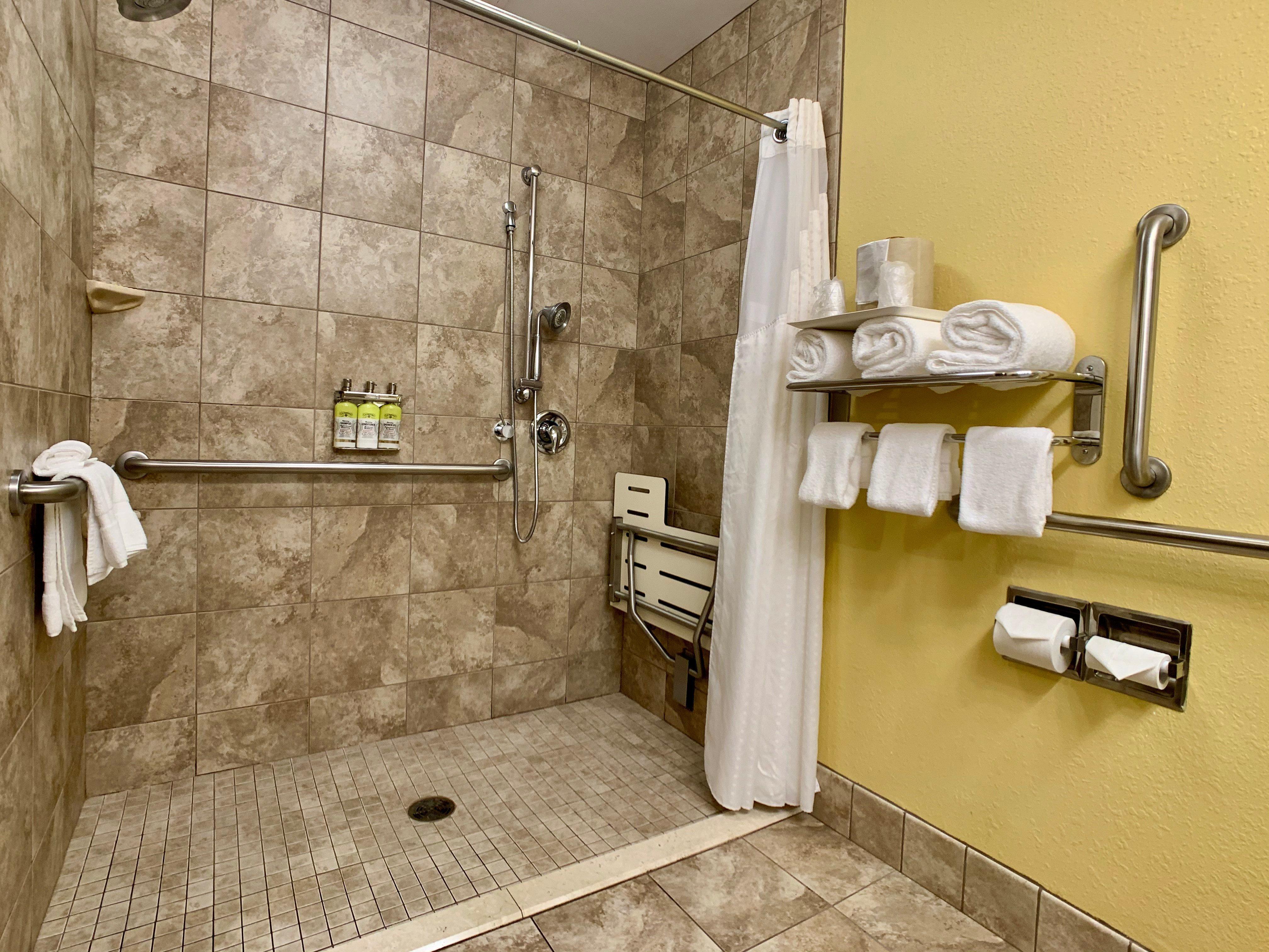 Holiday Inn Express Hotel & Suites Charleston-Ashley Phosphate By Ihg North Charleston Exterior foto