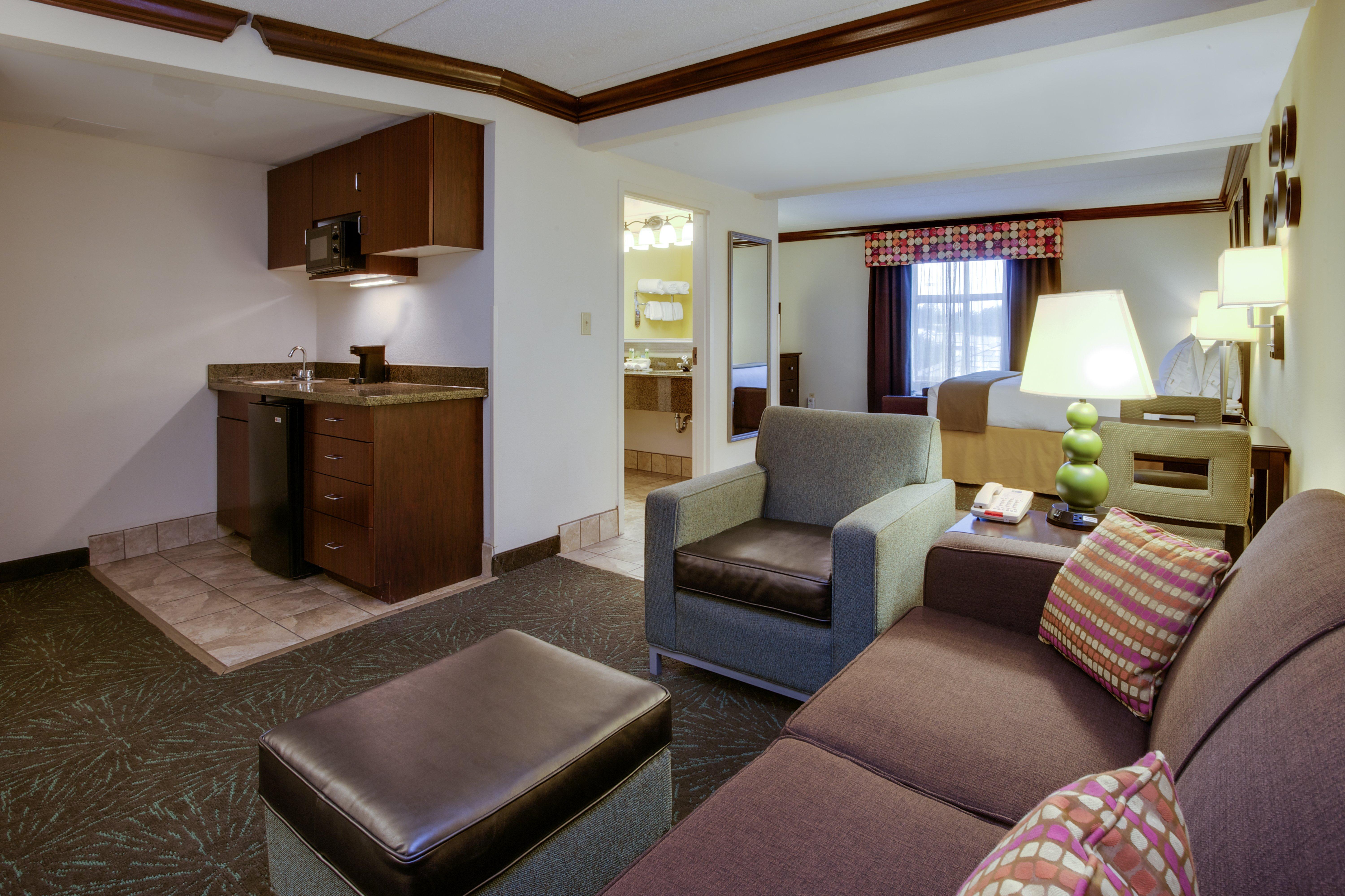Holiday Inn Express Hotel & Suites Charleston-Ashley Phosphate By Ihg North Charleston Exterior foto